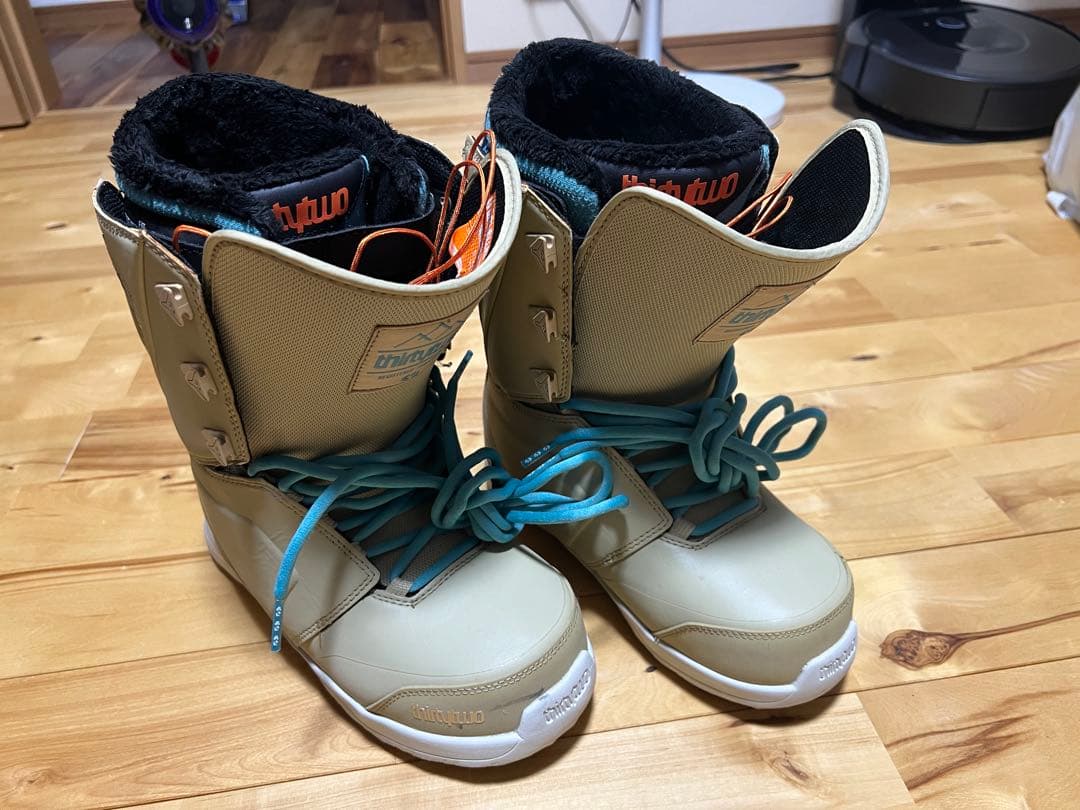 サーティツー　レディースブーツ25.0cm