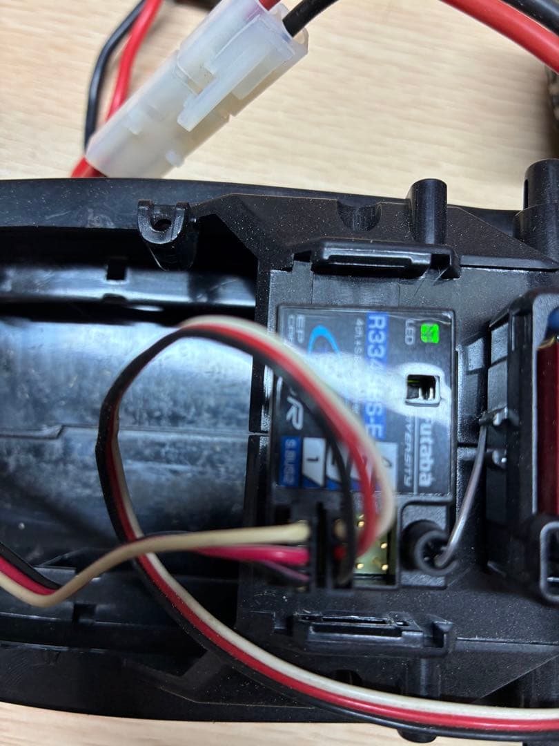 Futaba 3PV-2.4G ホビーラジコン送信機