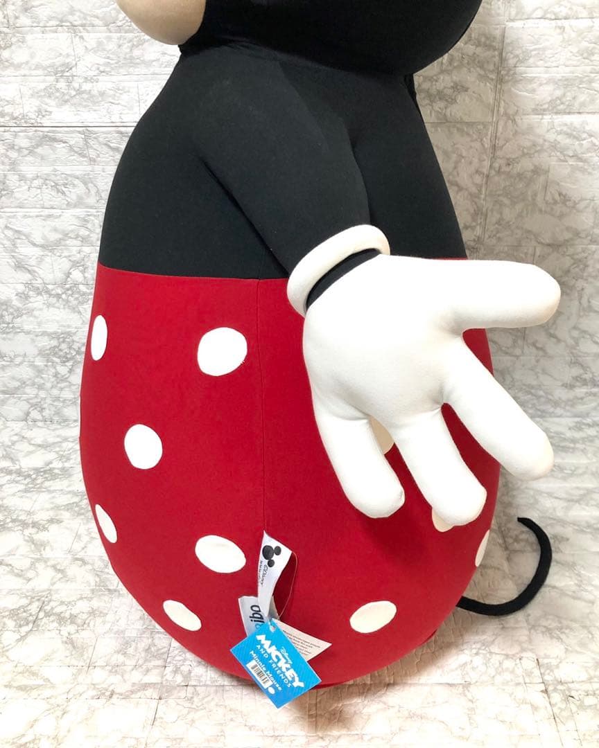 【タグ付き 美品】ヨギボー Disney Hugger ミニーマウス ソファ