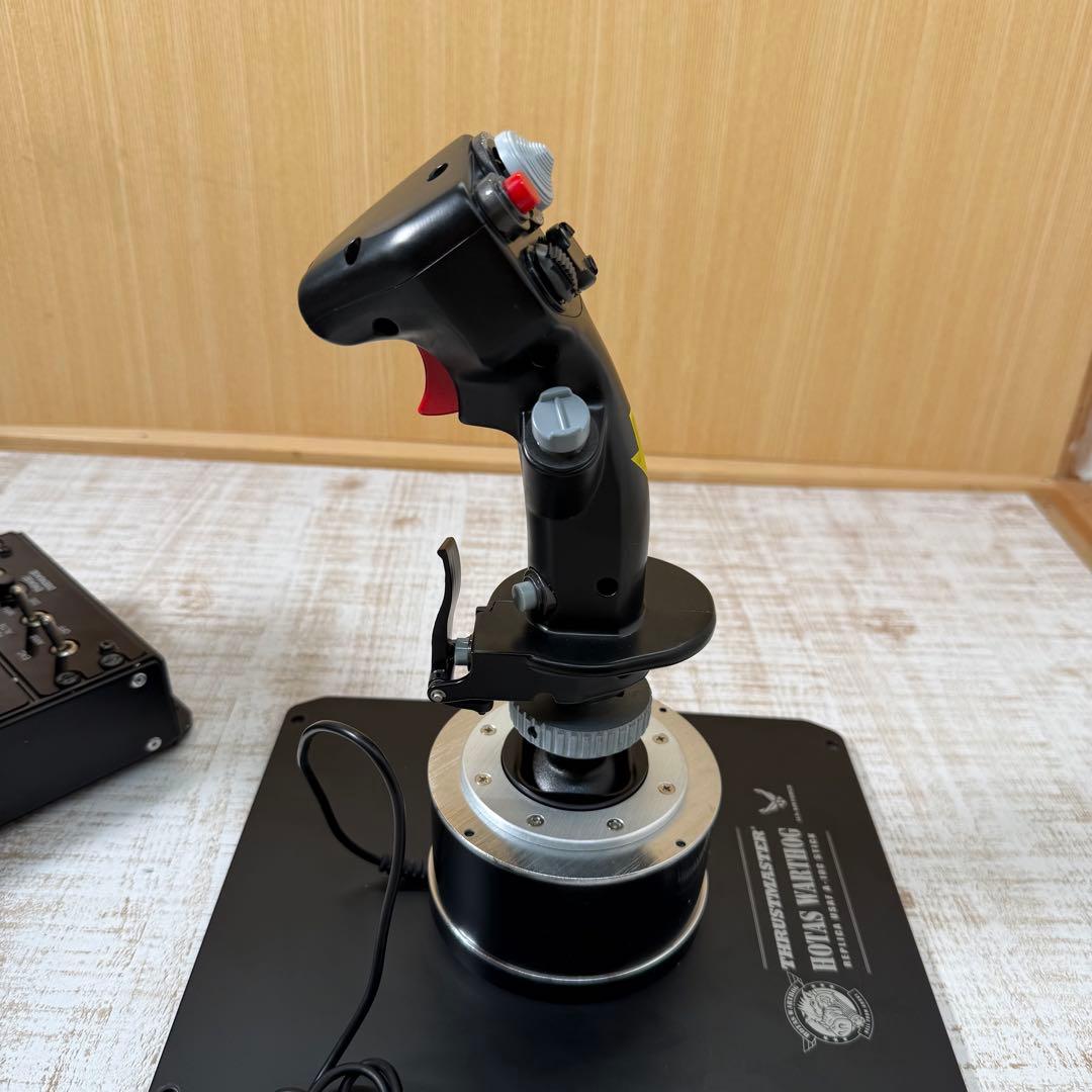 動作未確認　THRUSTMASTER HOTAS WARTHOG セット