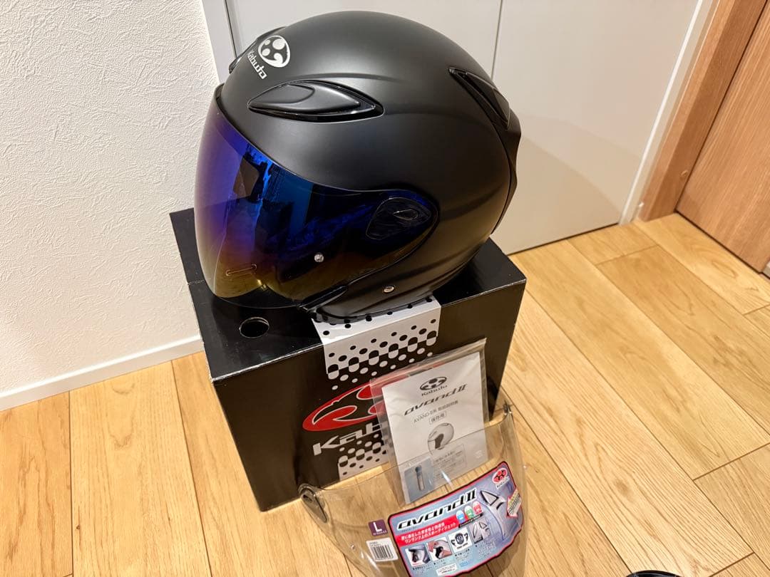 超美品　カブト　kabuto AVAND-2 サイズL スモークシールド付き