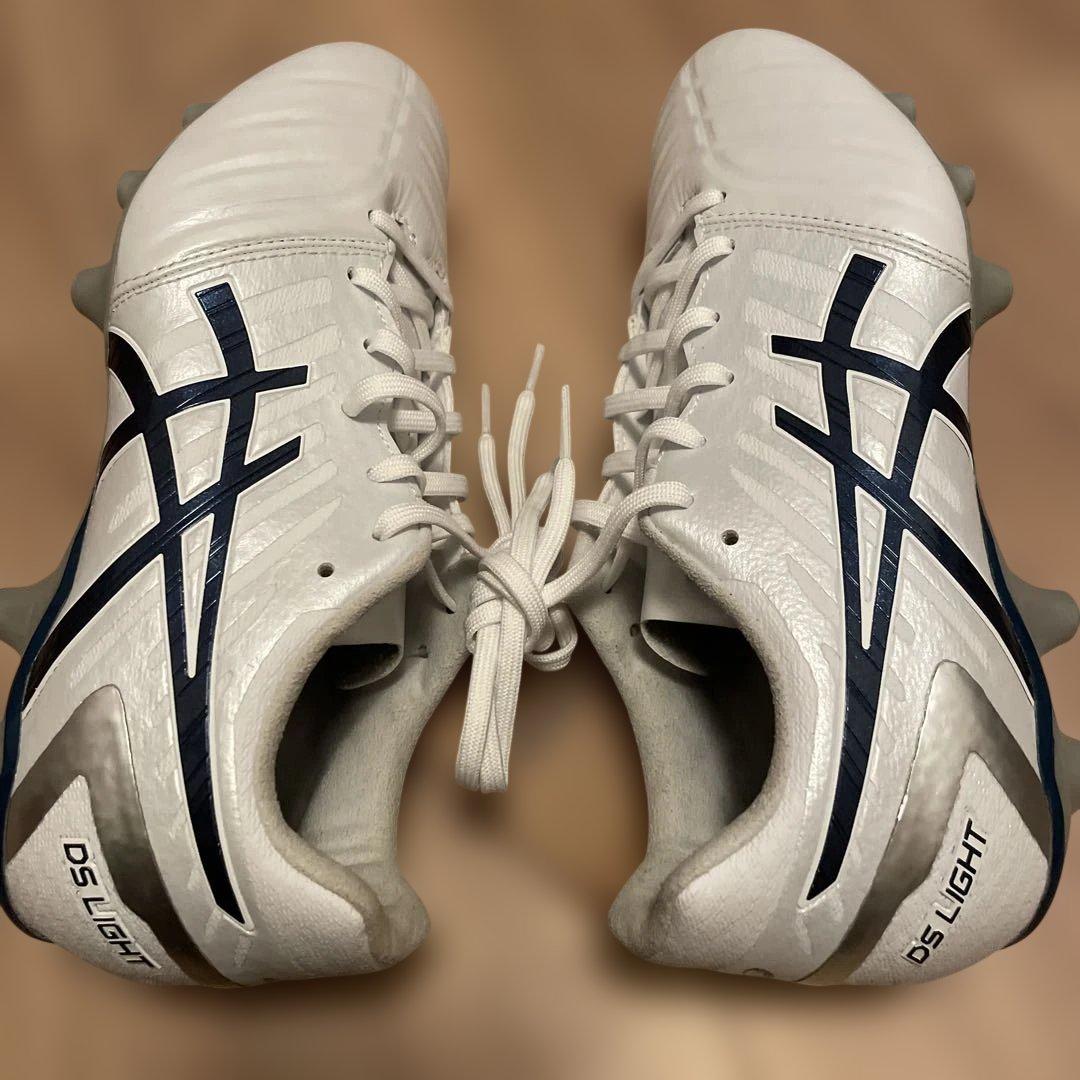 新品 アシックス DS LIGHT ホワイト スパイクシューズ 24cm 箱無し