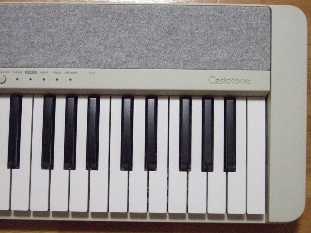 CASIO CT-S1WE 電子ピアノ カシオトーン ペダル付き　送料込み