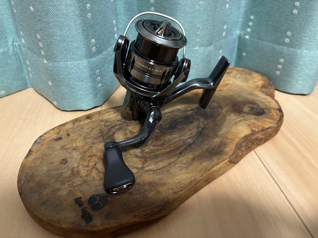 シマノ　２５コンプレックスＸＲ　Ｃ２５００Ｆ４　ＸＧ　ＳＨＩＭＡＮＯ