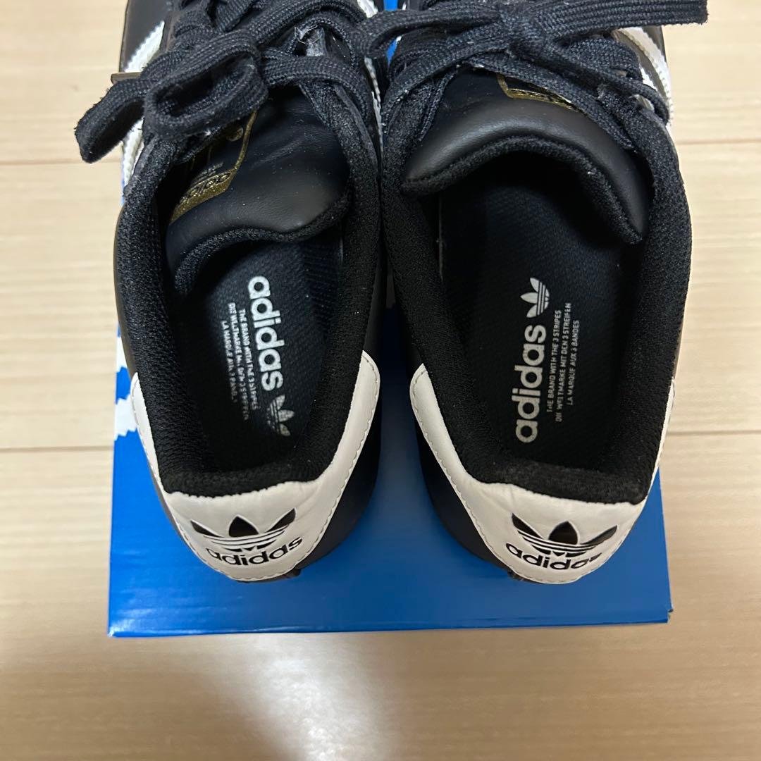 adidas Superstar ブラック/ホワイト　24センチ