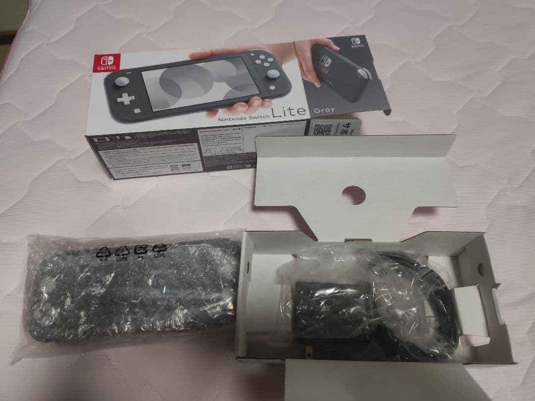 Nintendo Switch Lite グレー 本体 ワイヤレスコントローラー
