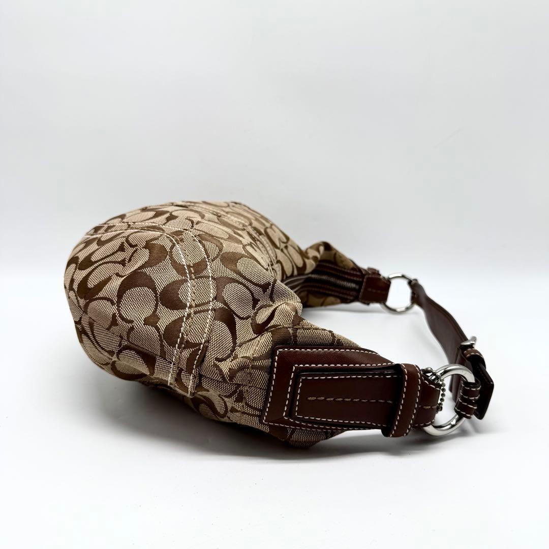 バッグ Coach Signature Soho Hobo Shoulder Bag