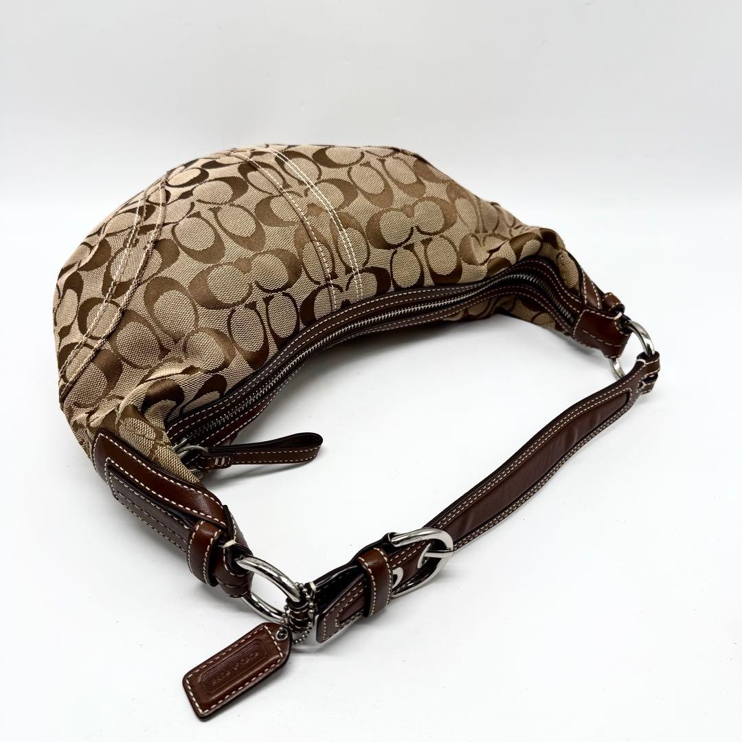 バッグ Coach Signature Soho Hobo Shoulder Bag