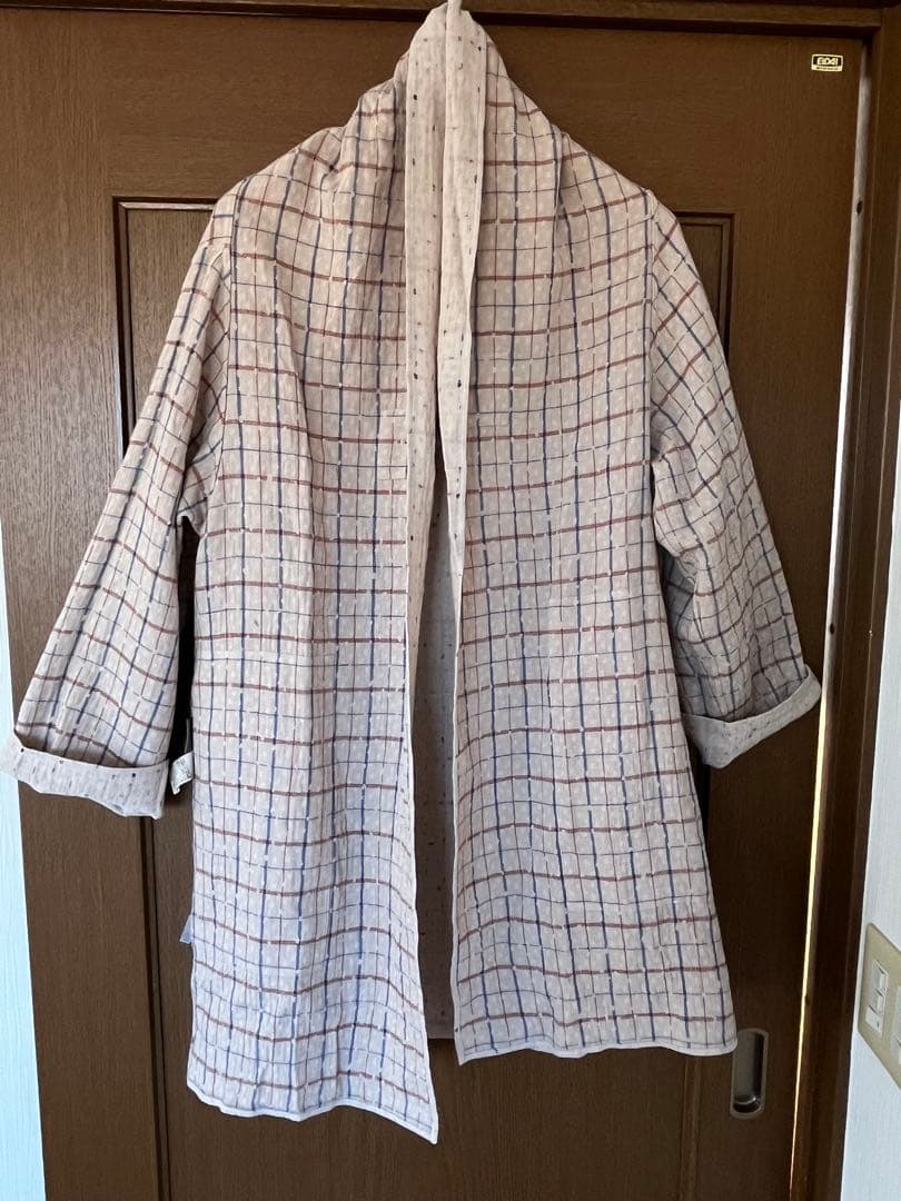 ヨーガンレール　未使用リバーシブル　綿　絹　毛手の込んだコート　羽織り