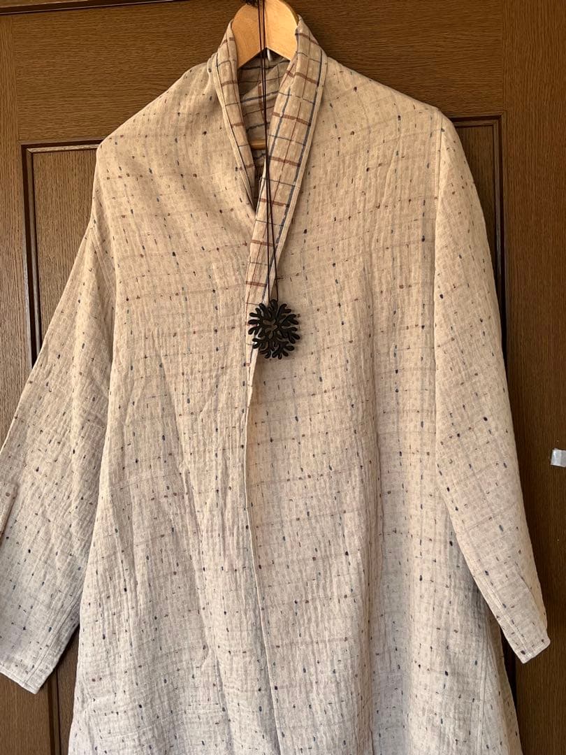 ヨーガンレール　未使用リバーシブル　綿　絹　毛手の込んだコート　羽織り