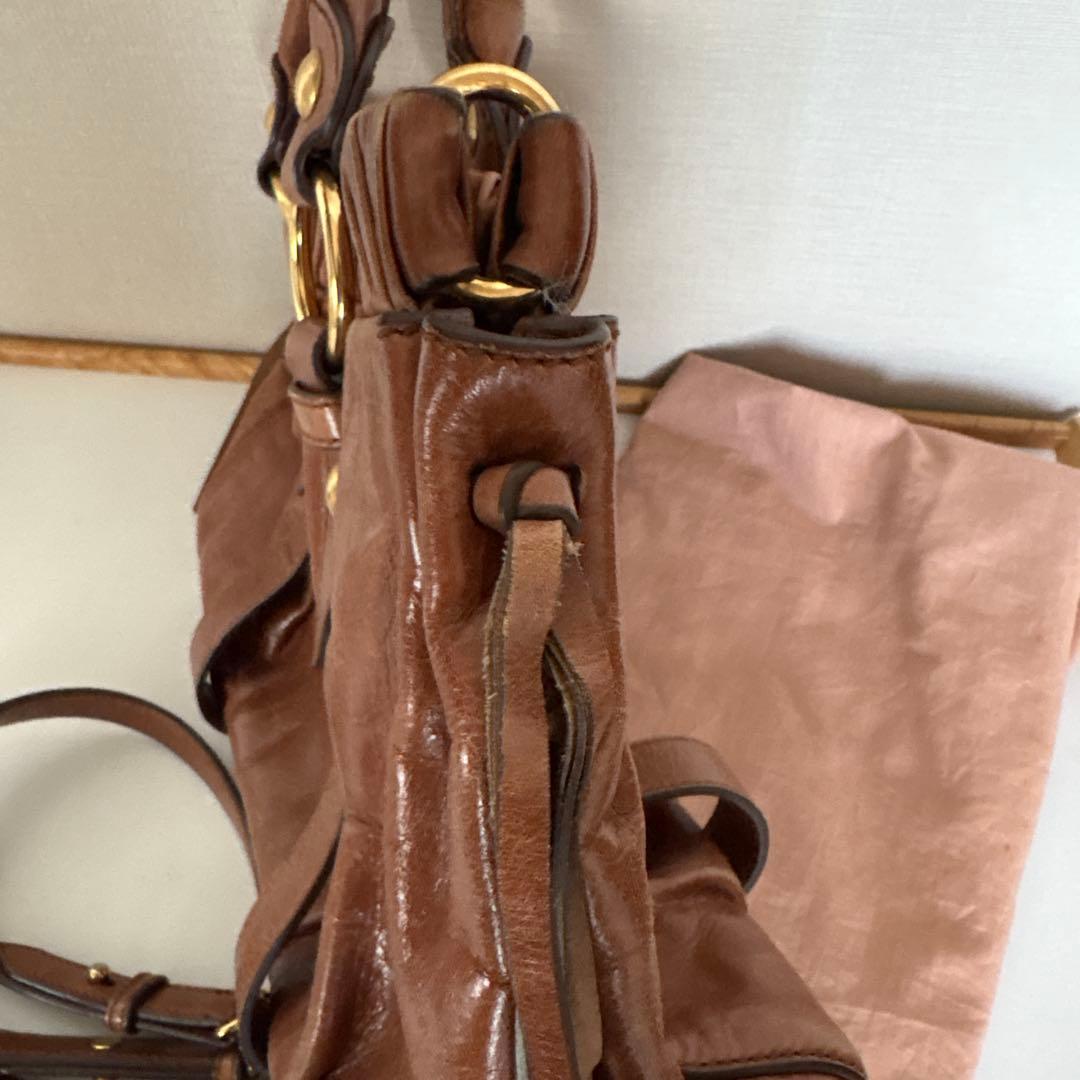 miumiu ハンドバッグ