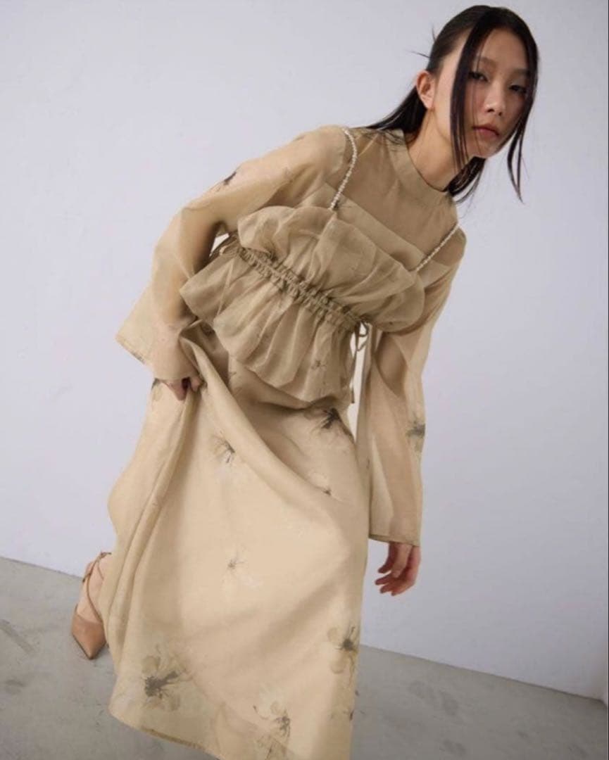 willfully オケージョンドレス　ワンピース　ベージュ