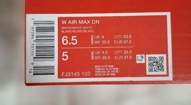 NIKE W AIR MAX DN 23.5㎝