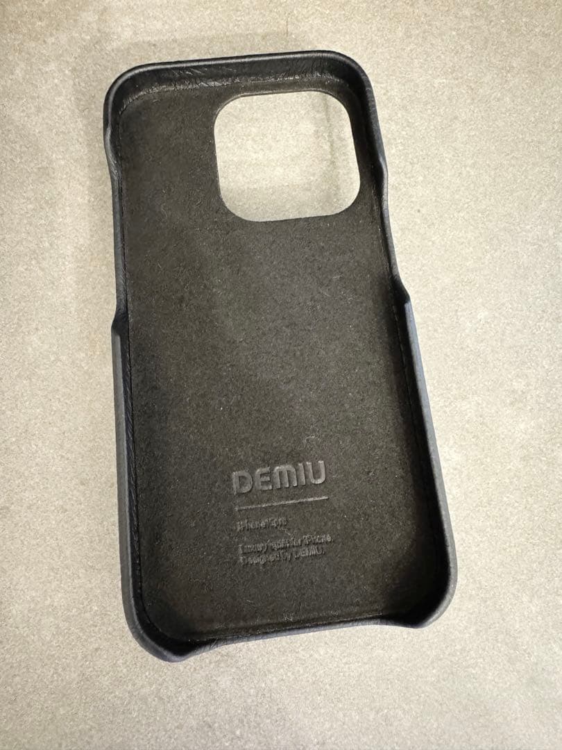 DEMIU　BALLON CINQ iPhone 15proケース