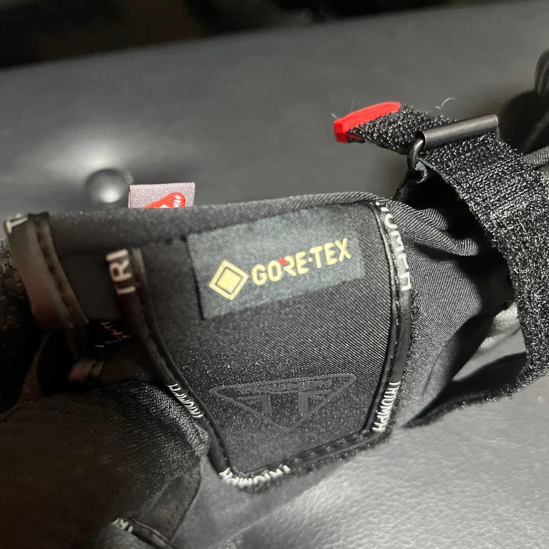 新品Mサイズゴアテックスバイクグローブ