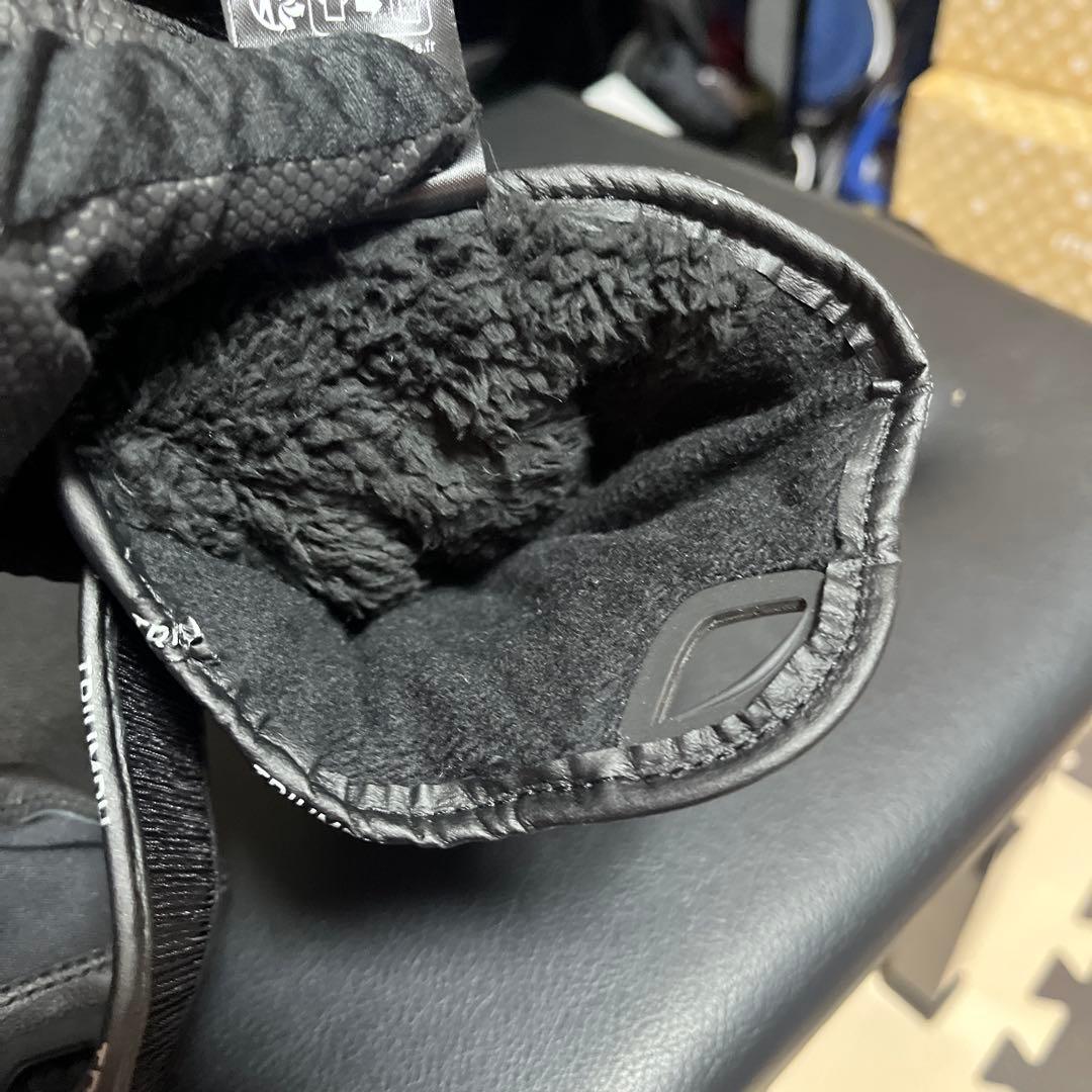 新品Mサイズゴアテックスバイクグローブ