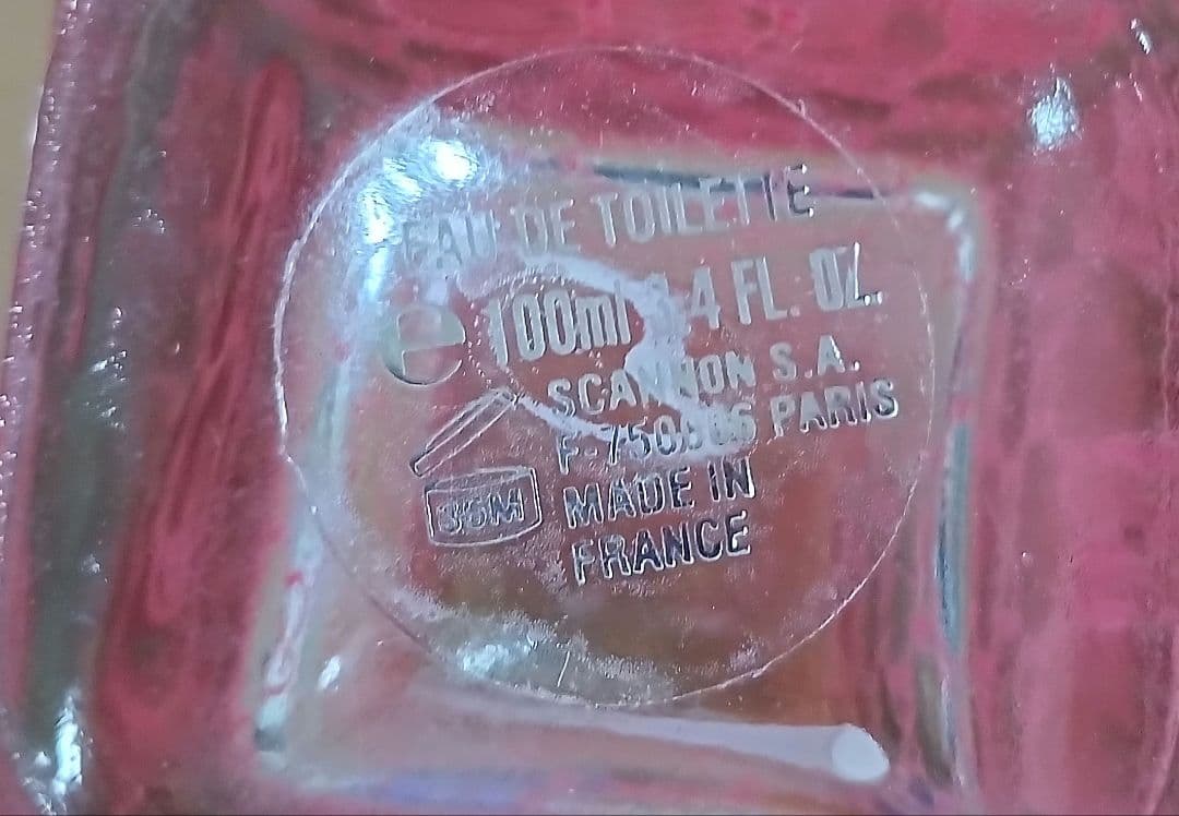 香水　GUCCI　女性物　100ml