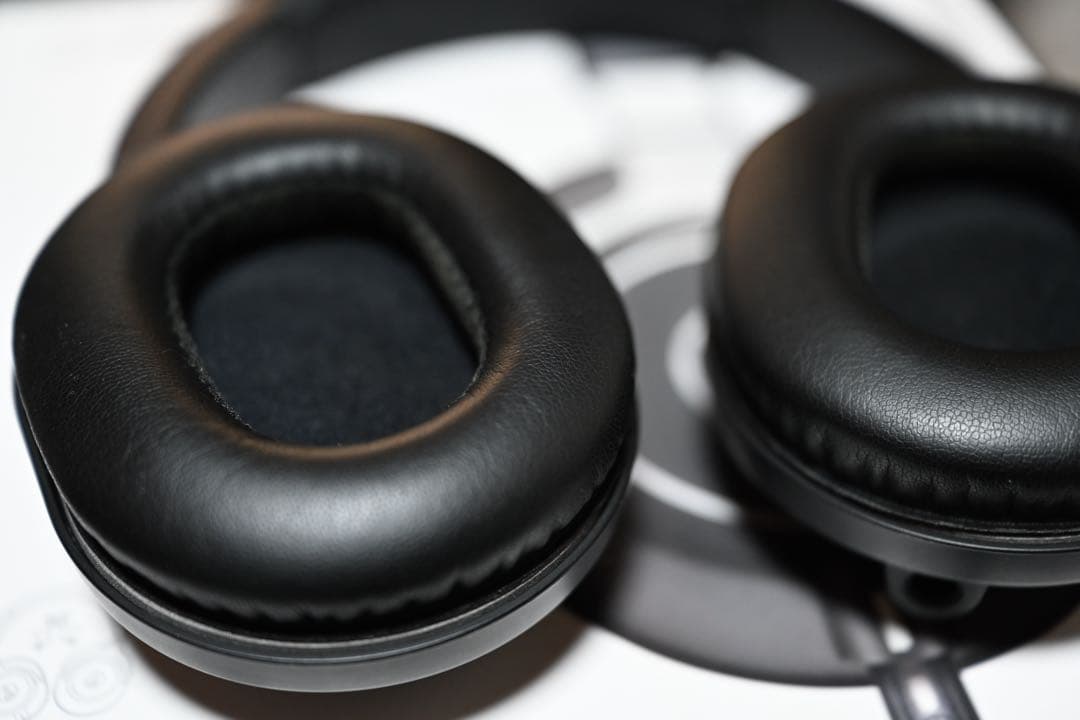 【良品】オーディオテクニカ ATH-M70x モニターヘッドホン【即納】