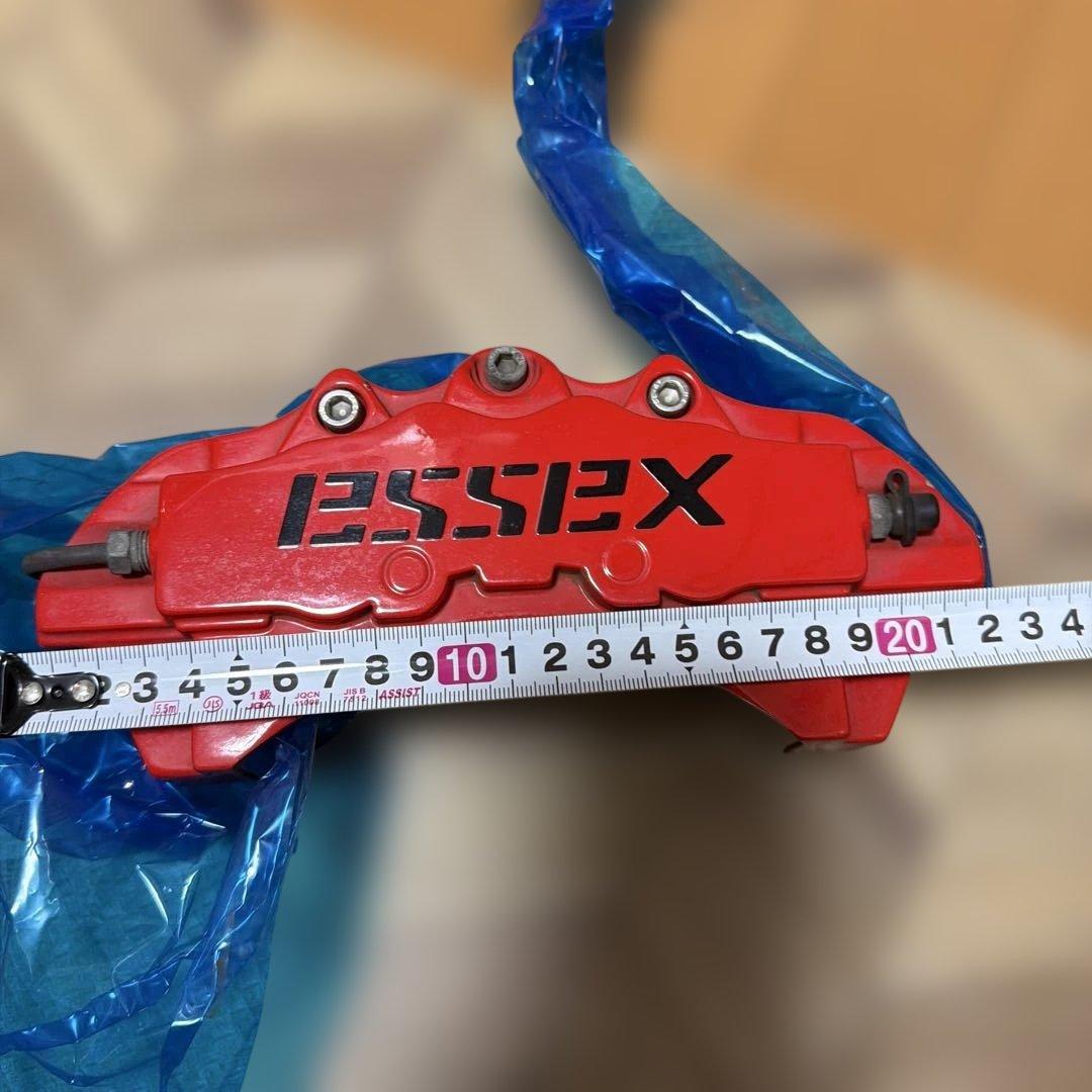 ESSEX キャリパーカバー レッド