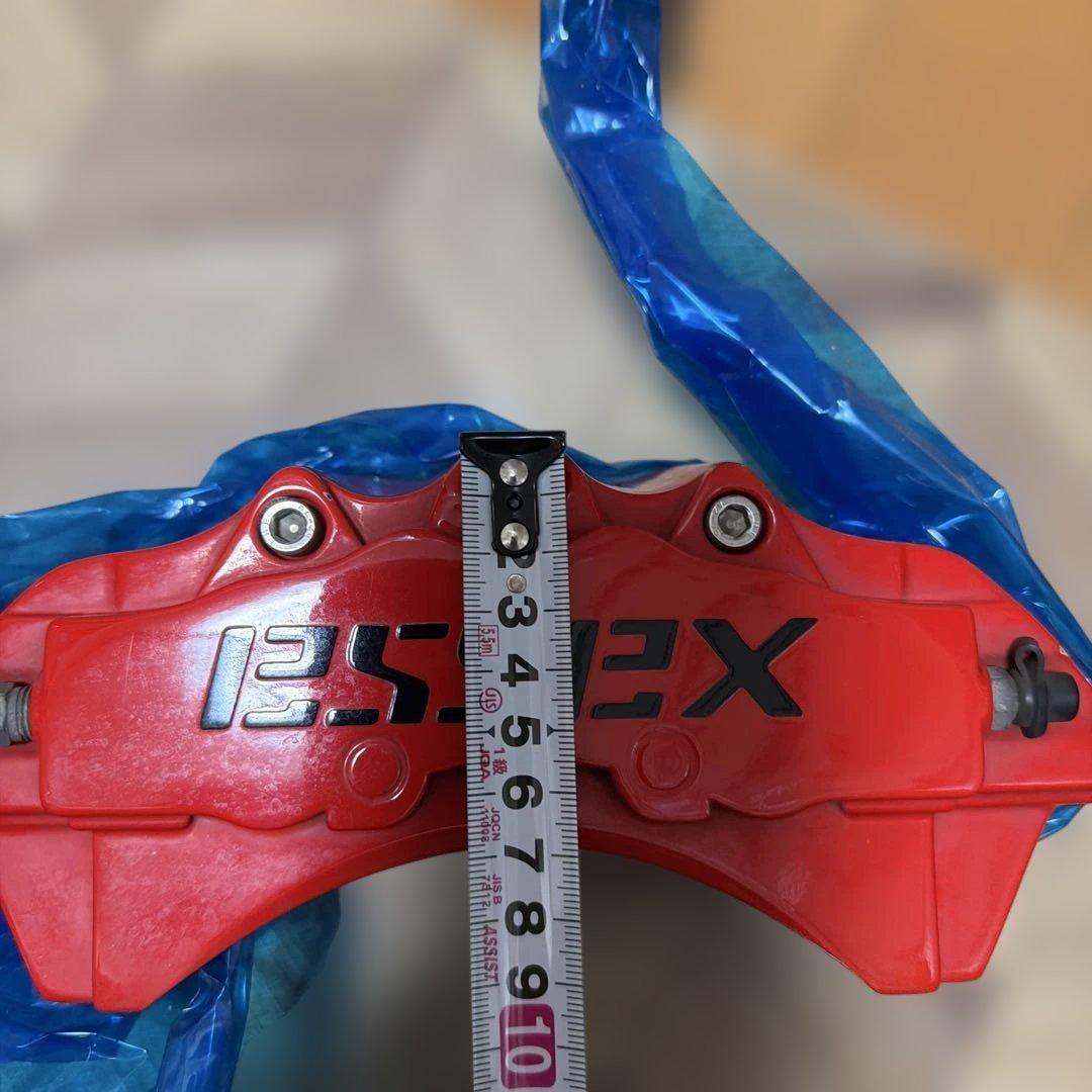 ESSEX キャリパーカバー レッド