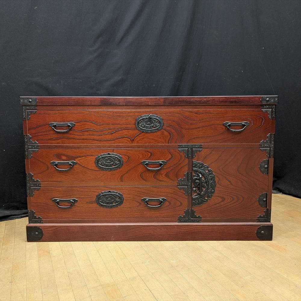 飛鳥工芸家具　欅 ケヤキ　欅箪笥　タンス　チェスト　引き出し　気密　蟻組　民藝