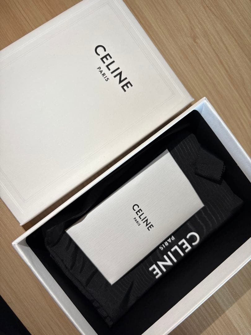 保証書あり　セリーヌ　財布　カードケース