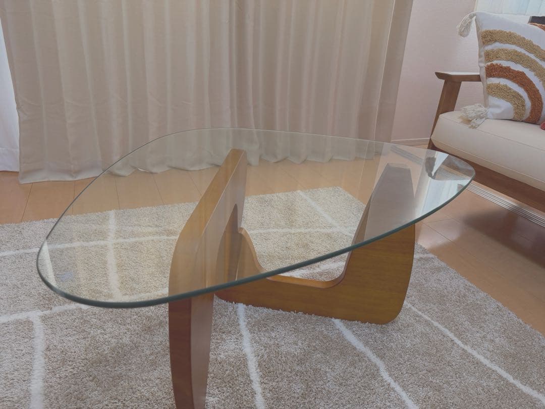 モダンオーバルガラステーブル
