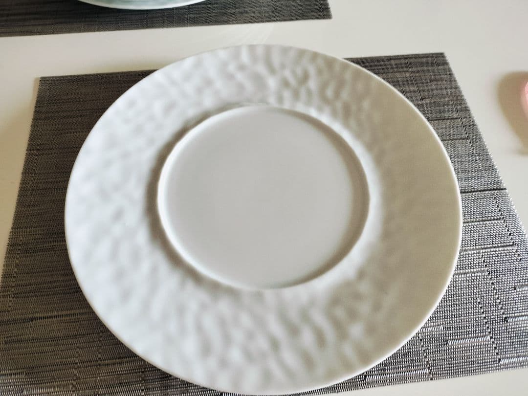 波模様 ホワイト プレート 約27cm　ベルナルドフランス製 4枚セット