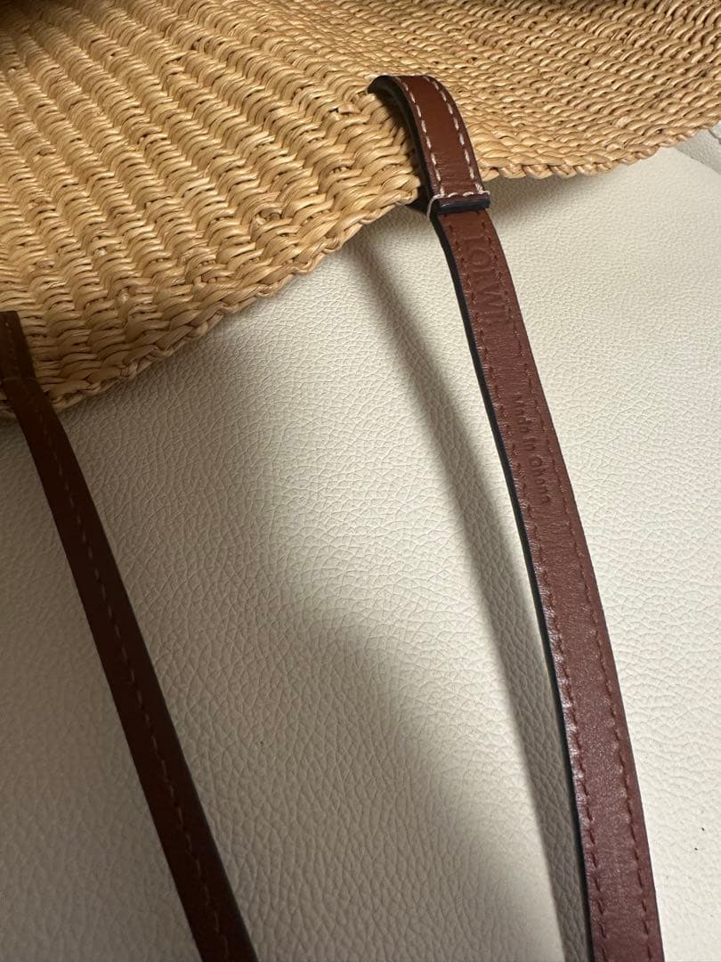 美品LOEWEシェルカゴバックアナグラムチャーム¨̮