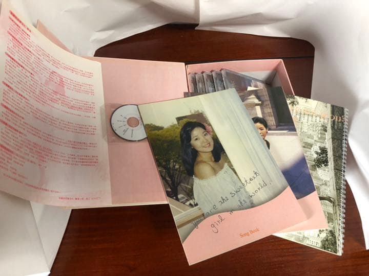 テレサ・テン　鄧麗君 音楽手礼　中国語&日本語CD10枚組BOX