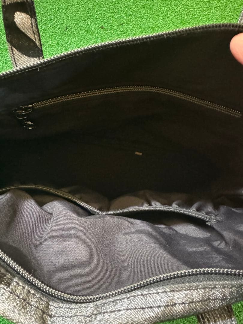 マークアンドロナ　迷彩柄の合成繊維製カートバッグ