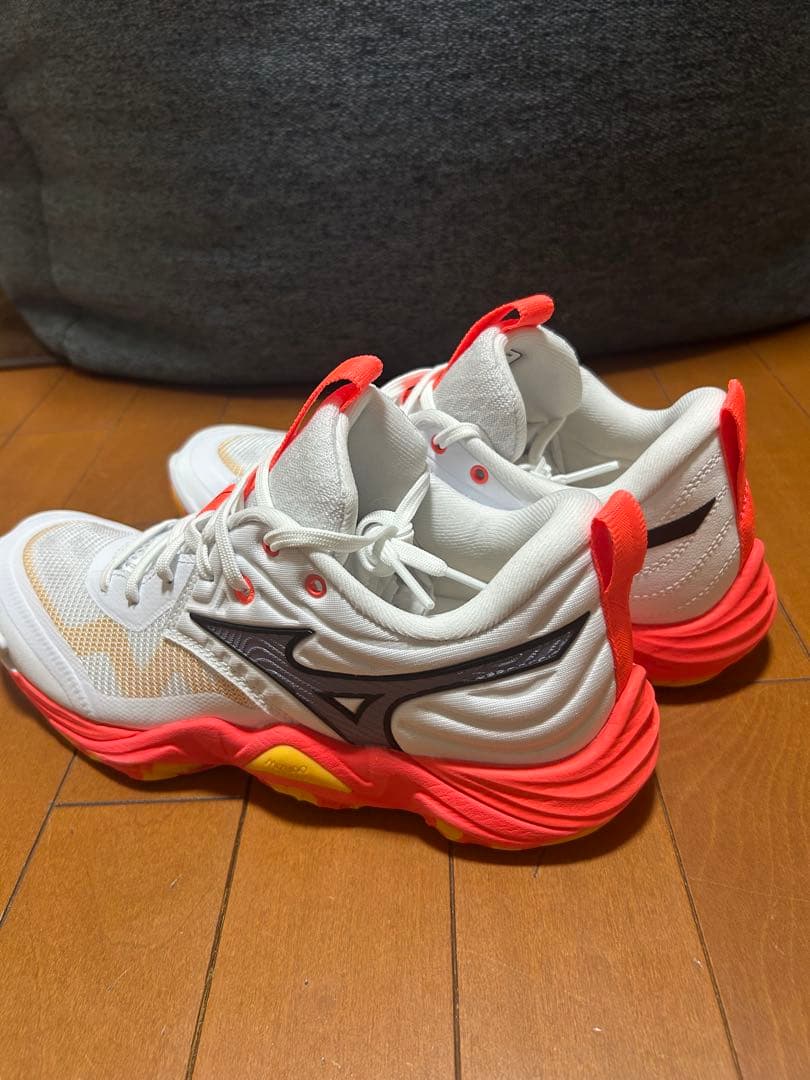 ミズノ　ウェーブモンタナム エリート バレーボールシューズ　25センチ