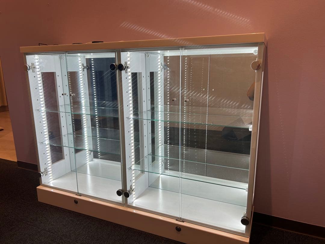 アトラスショーケース、 ホワイトガラスディスプレイケース 中型