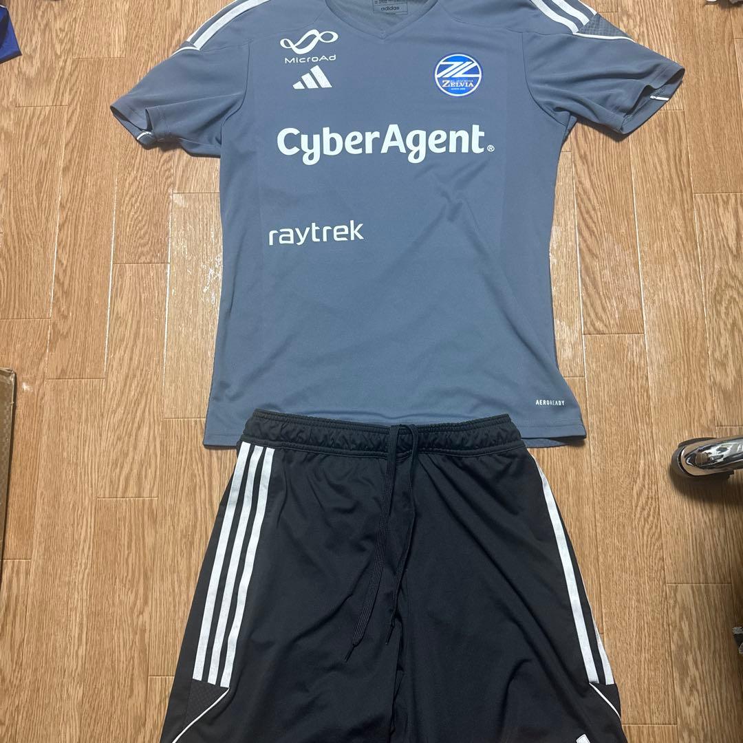 町田ゼルビア　トレーニングウェア　上下　サイズL