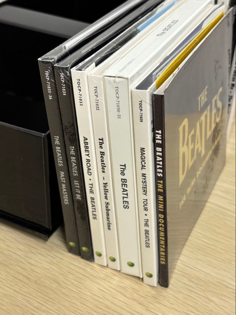 ザ・ビートルズ BOX 16CD + 1DVD シュリンク