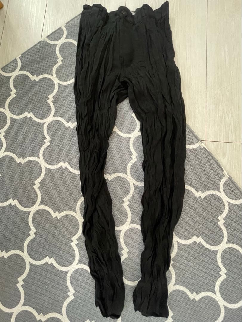 イッセイミヤケランダムプリーツパンツ