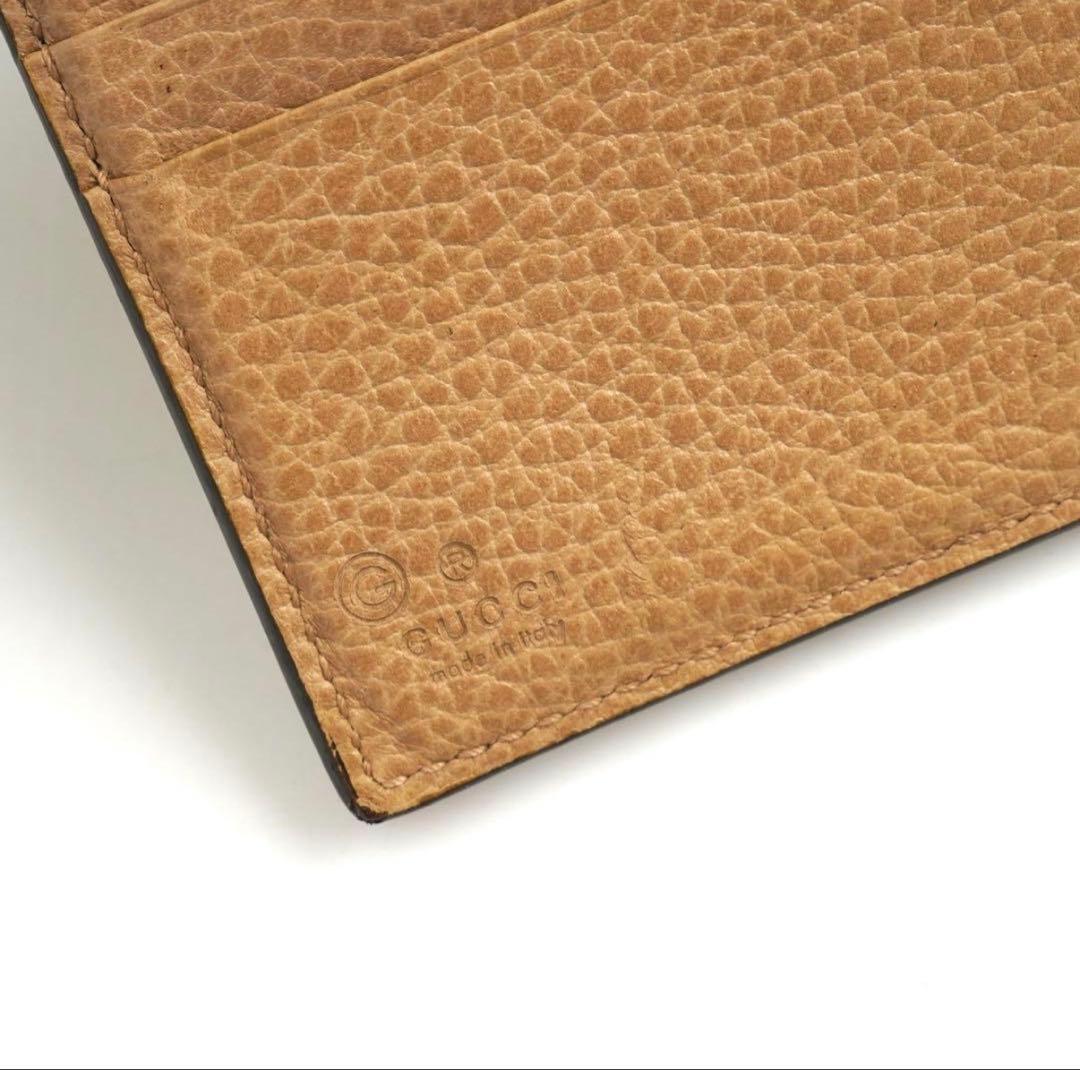 GUCCI二つ折り財布
