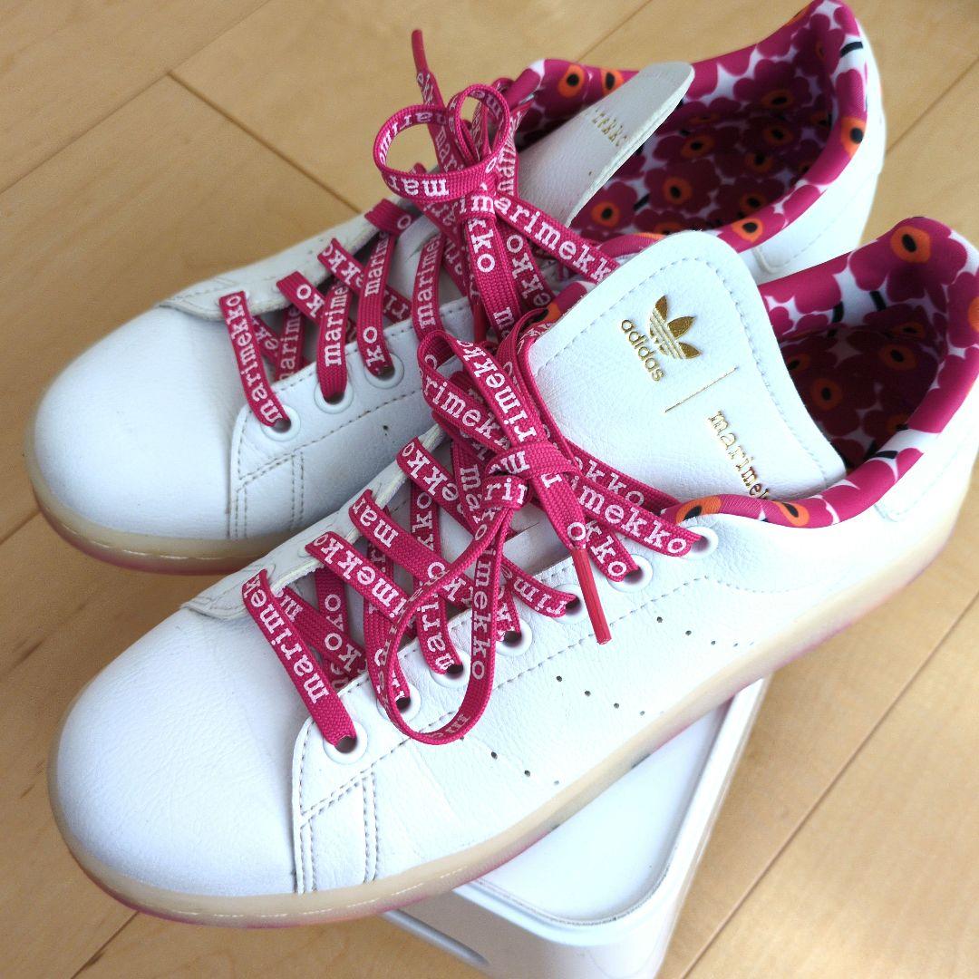 adidas marimekkoコラボ スニーカー ホワイト/ピンク24.5cm