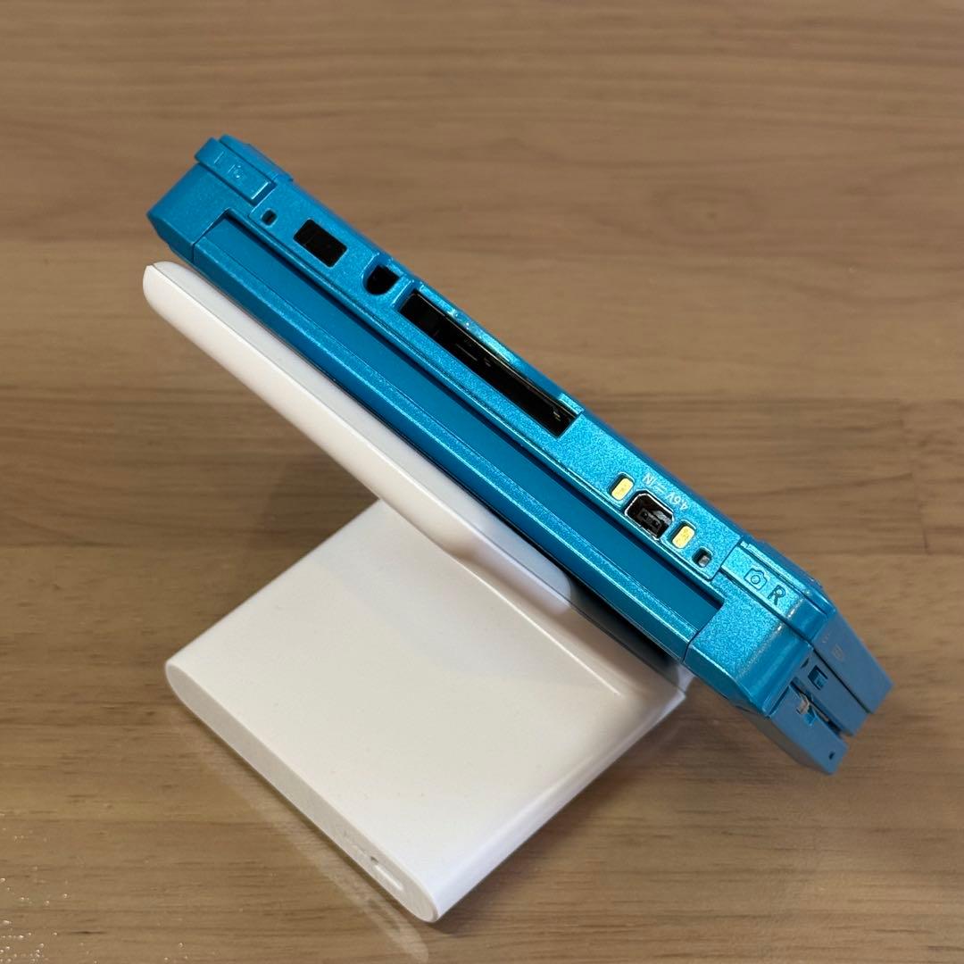 5-092 ニンテンドー3DS ライトブルー