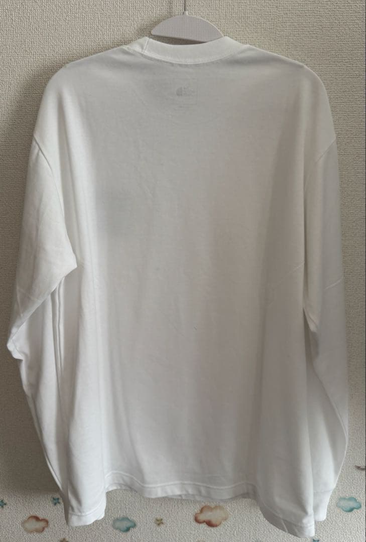 The North Face ロンt 白、黒2枚