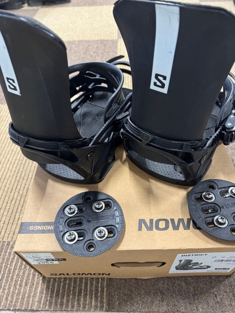 SALOMON サロモン DISTRICT ディストリクト　Mサイズ