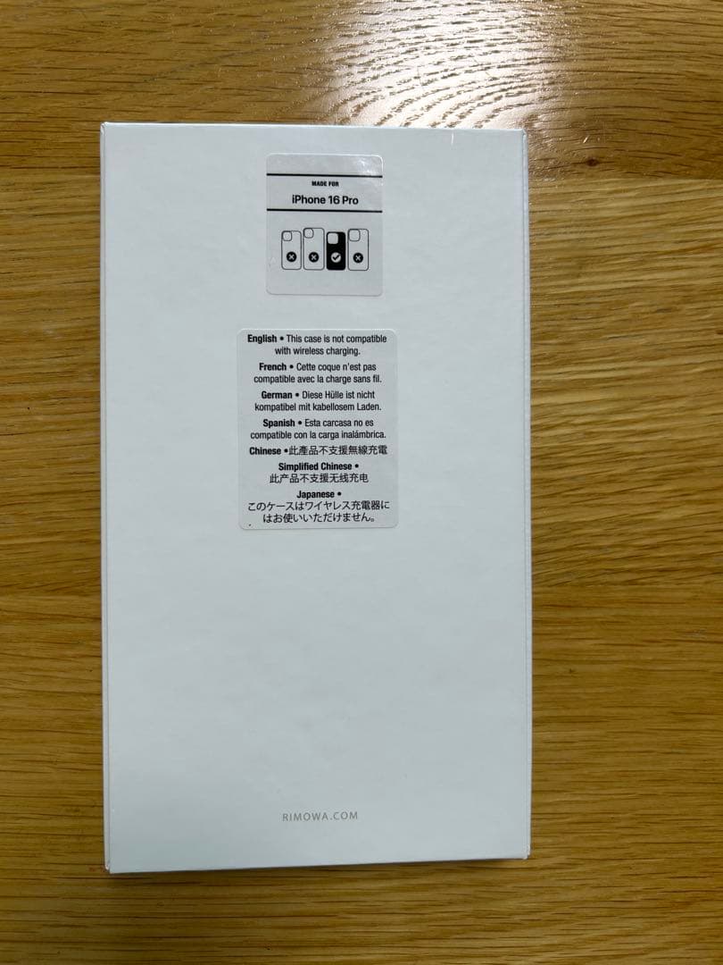 未使用 RIMOWA iPhone16 Pro用ケース ブラック