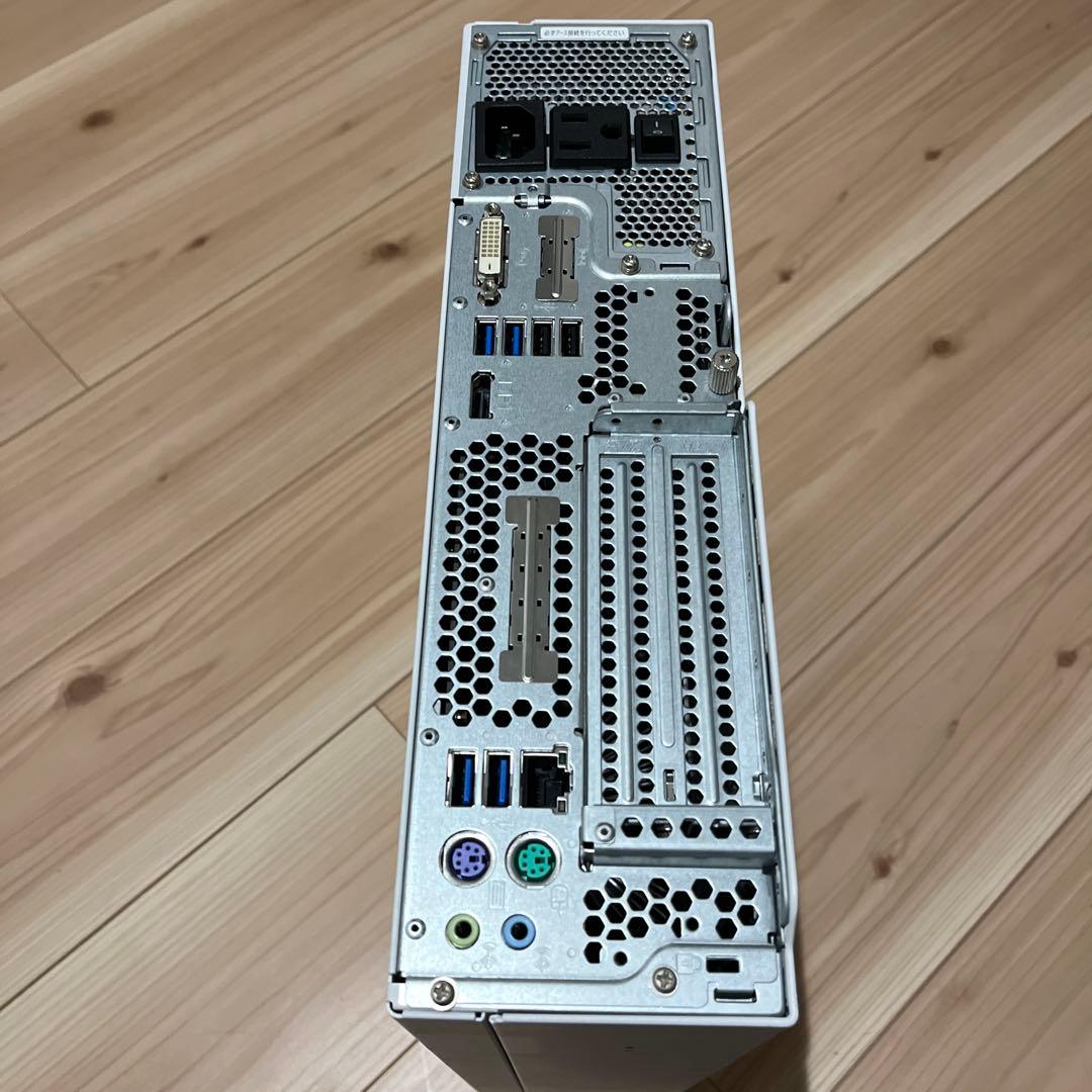 Fujitsu ESPRIMO デスクトップPC