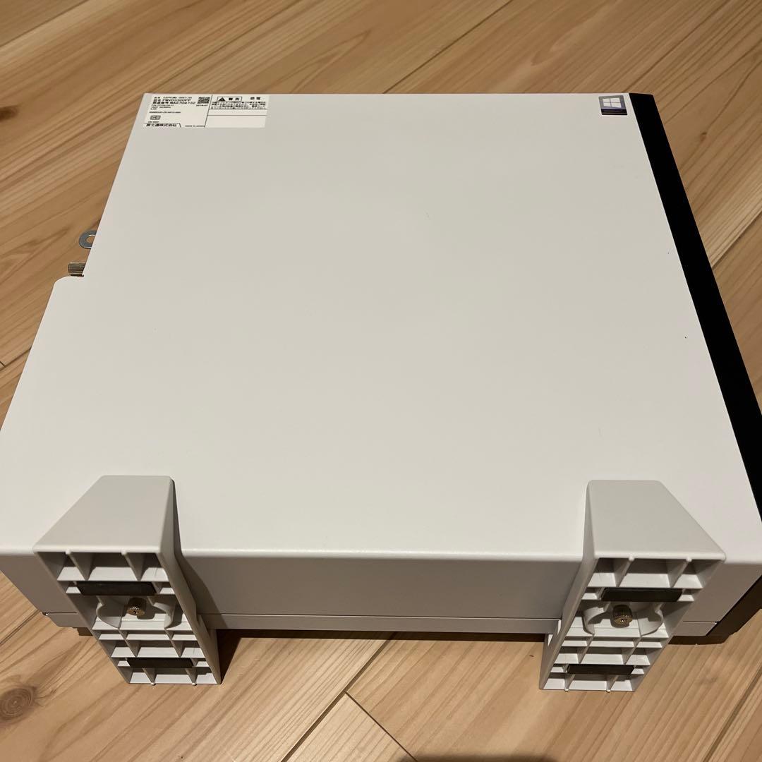 Fujitsu ESPRIMO デスクトップPC