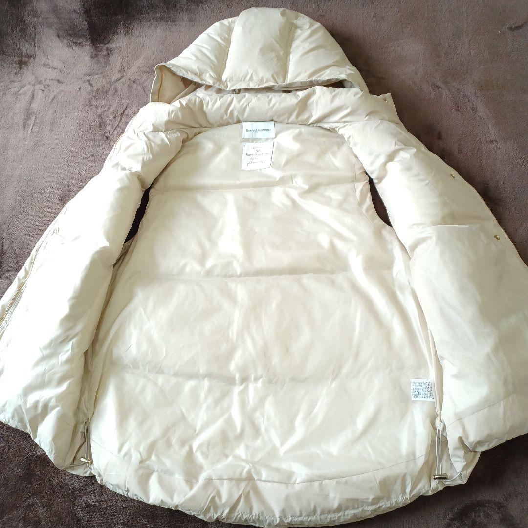 美品　バンヤードストーム 2024 フーディーダウンベスト ベージュ