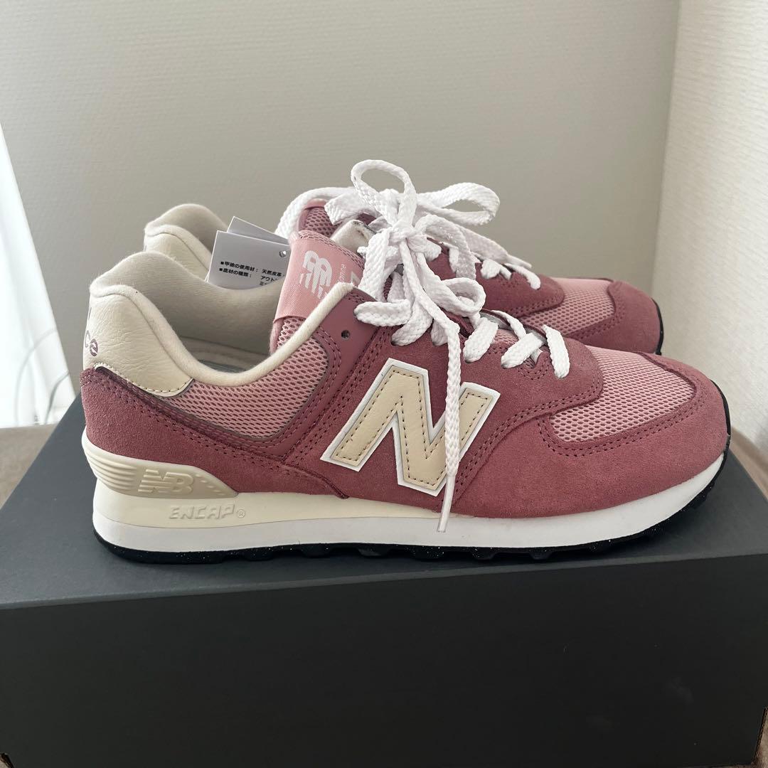 【新品、未使用】New Balance 574 ピンク スニーカー
