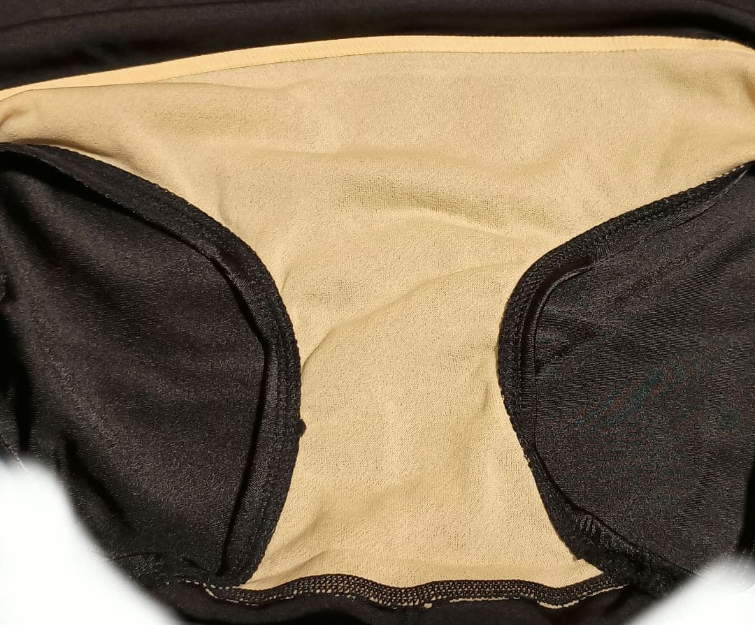 Silesta シルエスタ 競泳水着 SE1500P 黒 未使用新品 Lサイズ