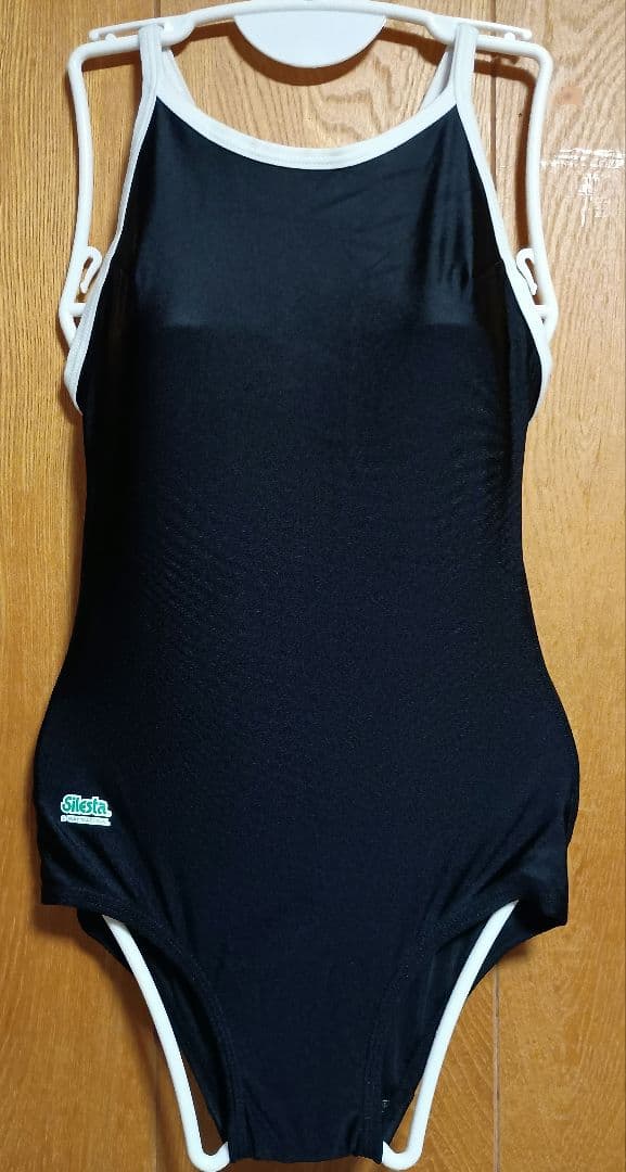 Silesta シルエスタ 競泳水着 SE1500P 黒 未使用新品 Lサイズ