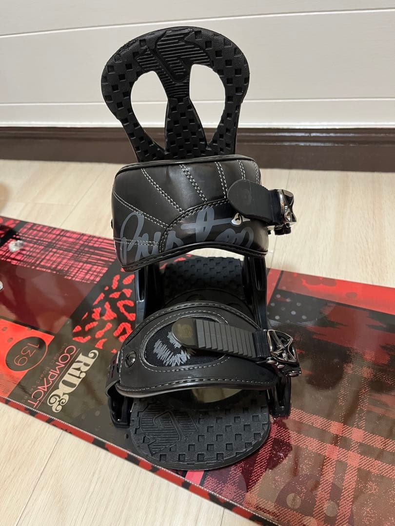 RIDEスノーボード板　BURTONバインディング・持ち運びカバー付き