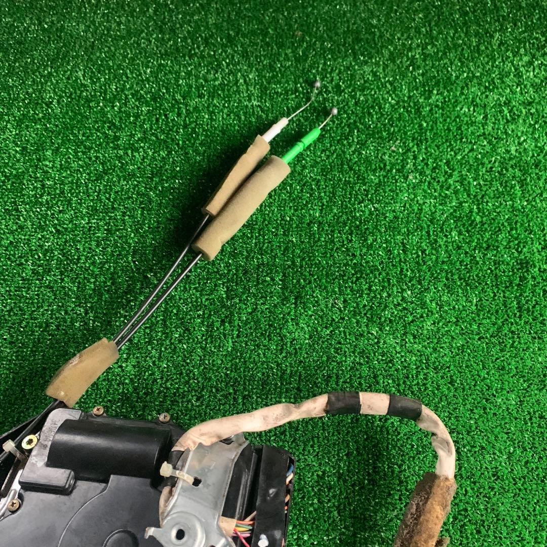 トヨタ　セルシオ　30 31 後期　純正ドアロックアクチュエーター左リア　中古品